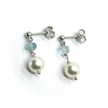 Cargar imagen en el visor de la galería, PENDIENTES LARGOS ORO BLANCO 18K, PERLAS AKOYA DE AGUA SALADA 7,5/8 mm Y AGUAMARINA