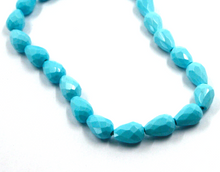 Cargar imagen en el visor de la galería, Pulsera de cuentas de oro amarillo de 18 quilates de 20 cm con gotas de turquesa reconstruida de 8 mm.