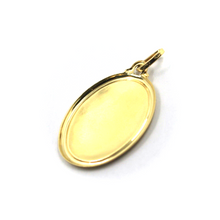 Load image into Gallery viewer, 18k yellow gold satin oval medal pendant 25x20mm Saint Padre Pio Pietrelcina