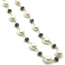 Cargar imagen en el visor de la galería, COLLAR DE ORO AMARILLO DE 18 QUILATES DE 45 CM, CON ZAFIRO AZUL DE 4 MM Y PERLAS BLANCAS DE 6,5 MM DE ANCHO FUERTE ALTERNADAS