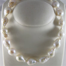 Load image into Gallery viewer, SOLID 18K YELLOW GOLD NECKLACE WITH BIG LUSTER BAROQUE DROP PEARLS MADE IN ITALY