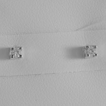 Charger l'image dans la galerie, MINI BOUCLES D'OREILLES CARRÉES EN OR BLANC 18 CARATS DIAMANTS 0,10 CT, FABRIQUÉES EN ITALIE