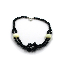 Load image into Gallery viewer, 18k white gold 7.3" multi wires knot bracelet with black spinel, mother of pearl