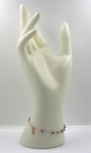 Cargar imagen en el visor de la galería, Pulsera Rosario de 7,1" en oro rosa de 18k con tanzanita facetada de 3 mm y Cruz