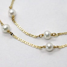 Load image into Gallery viewer, 18K YELLOW GOLD NECKLACE, OVAL FLAT ALTERNATE WITH WHITE MINI PEARLS 4 MM