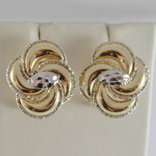 Cargar imagen en el visor de la galería, PENDIENTES OVALADOS DE FLOR DE ORO BLANCO AMARILLO DE 18 QUILATES FINAMENTE TRABAJADOS, TRENZADOS, HECHOS EN ITALIA