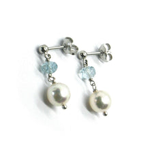 Cargar imagen en el visor de la galería, PENDIENTES LARGOS ORO BLANCO 18K, PERLAS AKOYA DE AGUA SALADA 7,5/8 mm Y AGUAMARINA