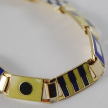 Charger l'image dans la galerie, massive solid 18k yellow gold bracelet with glazed nautical flags, made in Italy.