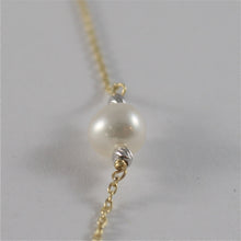 Load image into Gallery viewer, 18k yellow gold necklace with round white 6 7 mm freshwater pearls made in Italy.