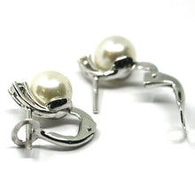 Load image into Gallery viewer, solid 18k white gold clips earrings, saltwater akoya pearls 7.5/8 mm, diamonds.