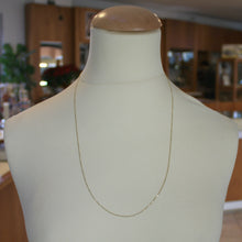 Cargar imagen en el visor de la galería, 18K YELLOW GOLD CHAIN MINI 0.7 MM VENETIAN SQUARE LINK 23.62 INCH. MADE IN ITALY.