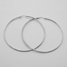 Load image into Gallery viewer, 18k white gold round circle earrings diameter 50 mm width 1.7 mm, made in Italy.
