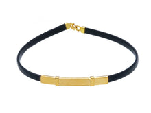 Charger l'image dans la galerie, 18K YELLOW GOLD BRACELET 5mm RECTANGULAR FLAT SMOOTH SATIN PLATE & BLACK RUBBER.