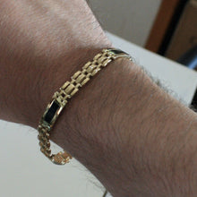 Load image into Gallery viewer, 18K YELLOW GOLD MAN SOLID BRACELET ALTERNATE 8mm PLATES WITH BLACK ONYX.