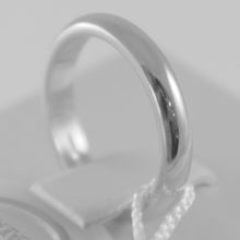 Load image into Gallery viewer, SOLID 18K WHITE GOLD WEDDING BAND UNOAERRE RING 5 GRAMS MARRIAGE MADE IN ITALY.