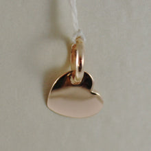 Cargar imagen en el visor de la galería, 18k rose gold mini pink heart charm pendant, flat smooth shiny made in Italy.