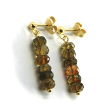 Charger l'image dans la galerie, 18k yellow gold pendant earrings with faceted yellow tourmaline discs, 2.5cm, 1".