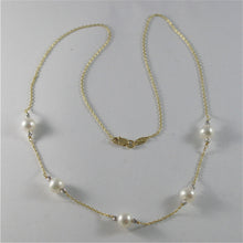 Load image into Gallery viewer, 18k yellow gold necklace with round white 6 7 mm freshwater pearls made in Italy.