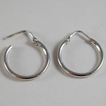 Cargar imagen en el visor de la galería, 18k white gold earrings little circle hoop 17 mm 0.67 in. diameter made in Italy.