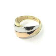 Load image into Gallery viewer, 18K ROSE YELLOW WHITE GOLD BAND SMOOTH RING, THREE CROSSED STRIPS, MADE IN ITALY.