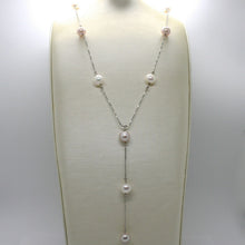 Load image into Gallery viewer, 18k white gold lariat necklace venetian chain purple & white pearls 8.5 mm.
