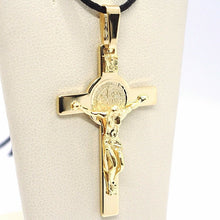Cargar imagen en el visor de la galería, 18k yellow gold Cross, Jesus & Saint Benedict medal, big 2.1 inches.