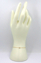 Load image into Gallery viewer, 18k yellow gold rolo thin bracelet with central small 5mm letter initial E.