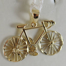 Load image into Gallery viewer, SOLID 18K WHITE & YELLOW RACING BICYCLE BIKE CYCLING SATIN PENDANT MADE IN ITALY.