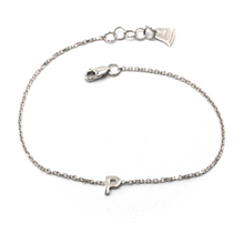 Load image into Gallery viewer, 18k white gold rolo thin bracelet with central small 5mm letter initial P.