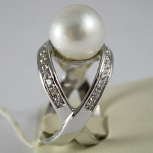 Load image into Gallery viewer, amazing solid 18k white gold ring diamond and Australian pearl diameter 1.2 cm.