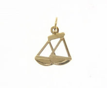 Load image into Gallery viewer, solid 18k yellow gold zodiac sign pendant, zodiacal charm, satin, made in Italy.
