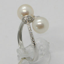 Load image into Gallery viewer, 18k white gold band pearl zirconia ring double crossed, contrariè.