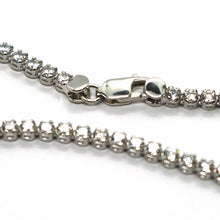 Cargar imagen en el visor de la galería, 18k white gold tennis bracelet cubic zirconia width 2.5 mm lobster clasp closure.