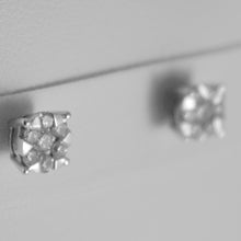 Cargar imagen en el visor de la galería, 18k white gold round earrings with diamond diamonds 0.33 carats, made in Italy.