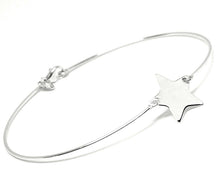Load image into Gallery viewer, 18k white gold bangle mini bracelet, semi rigid, flat star, made in Italy.
