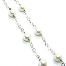 Charger l'image dans la galerie, 18k white gold necklace oval baroque central pearl, round pearls, rhombus chain.