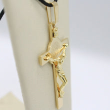 Cargar imagen en el visor de la galería, 18k yellow gold big cross with Jesus & saint Benedict medal made in Italy, 44 mm.