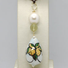 Cargar imagen en el visor de la galería, 18k yellow gold pendant lemon quartz, pearl & ceramic drop hand painted in Italy.