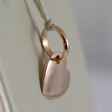 Cargar imagen en el visor de la galería, 18k rose gold mini pink heart charm pendant, flat smooth shiny made in Italy.