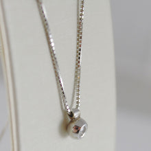 Charger l'image dans la galerie, 18k white gold mini necklace with diamond 0.03 ct, venetian chain made in Italy.