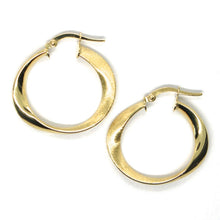 Cargar imagen en el visor de la galería, 18K YELLOW GOLD CIRCLE OVAL HOOPS ONDULATE EARRINGS , SATIN & SMOOTH, 27 MM.