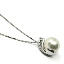 Charger l'image dans la galerie, 18k white gold necklace & pendant, saltwater Akoya pearl 7.5/8 mm, diamond 0.07.