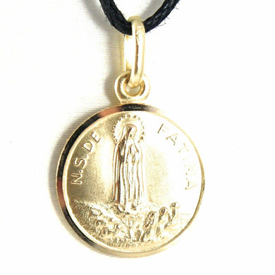 18k yellow gold our Senora Lady of Fatima, Virgin Mary round medal pendant, small 13 mm.