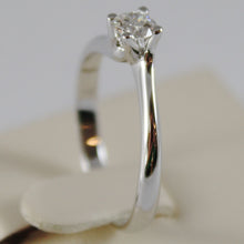 Cargar imagen en el visor de la galería, 18k white gold solitaire wedding band twisted ring diamond 0.26 made in Italy.