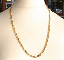 Charger l'image dans la galerie, 18k gold figaro gourmette rounded chain 4 mm width, 24", alternate 3+1 necklace.