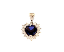 Cargar imagen en el visor de la galería, 18k white gold heart pendant blue recrystallized sapphire, cubic zirconia frame.