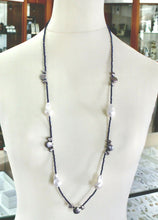 Charger l'image dans la galerie, 18k yellow gold long 35" 90cm necklace lapis lazuli big drop white & gray pearls.