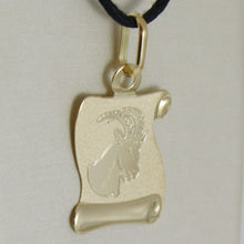 Load image into Gallery viewer, 18k yellow gold zodiac sign medal capricorn parchment engravable made in Italy.