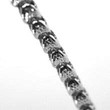 Cargar imagen en el visor de la galería, 18k white gold bracelet, big rounded diamond cut oval drops 6 mm, rounded.