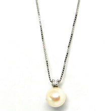 Charger l'image dans la galerie, 18k white gold necklace Akoya pearl 6.5 mm and diamond, pendant & venetian chain.